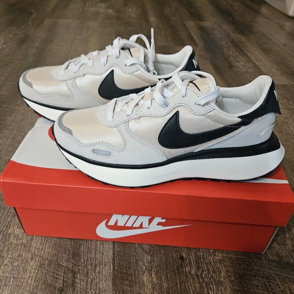 Nike Phoenix Waffle Women's Shoes Size 8